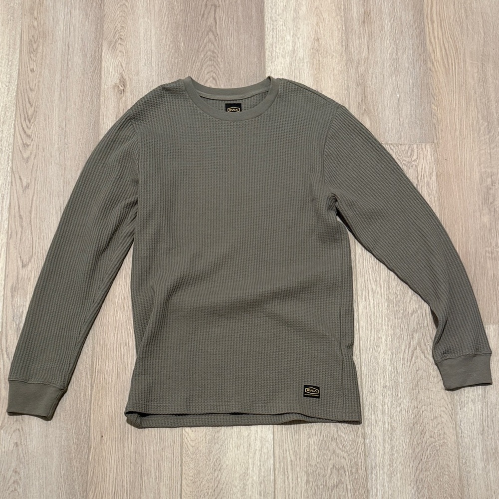 RVCA Men's Long Sleeve Shirt in Olive
